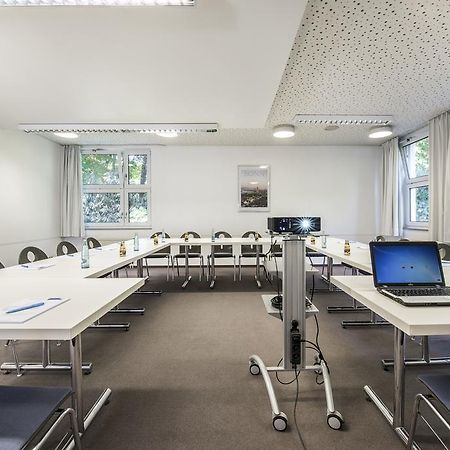 Отель Cjd Bonn Castell Экстерьер фото