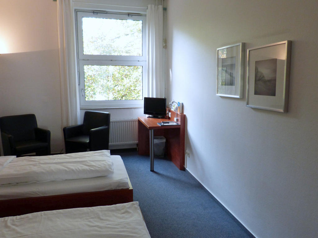 Отель Cjd Bonn Castell Номер фото