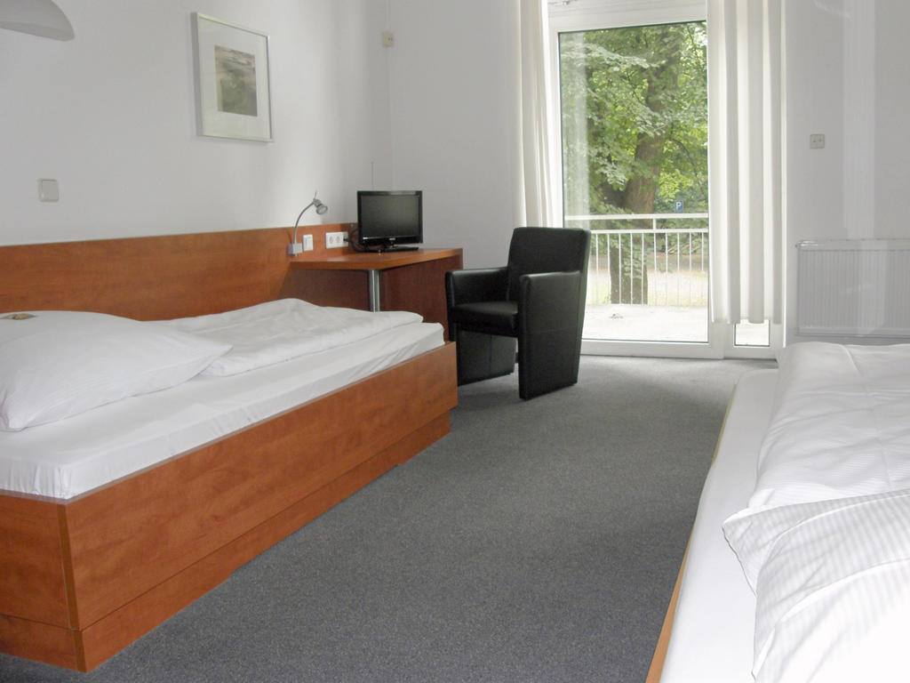 Отель Cjd Bonn Castell Номер фото