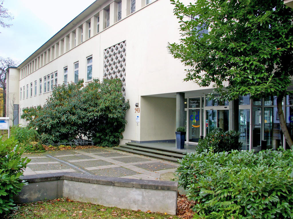 Отель Cjd Bonn Castell Экстерьер фото